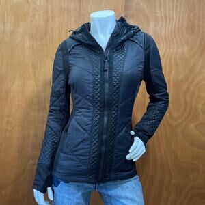 Athleta Rock Ridge PrimaLoft Jacket Black Thumb Holes Active Cold Gear Size S
